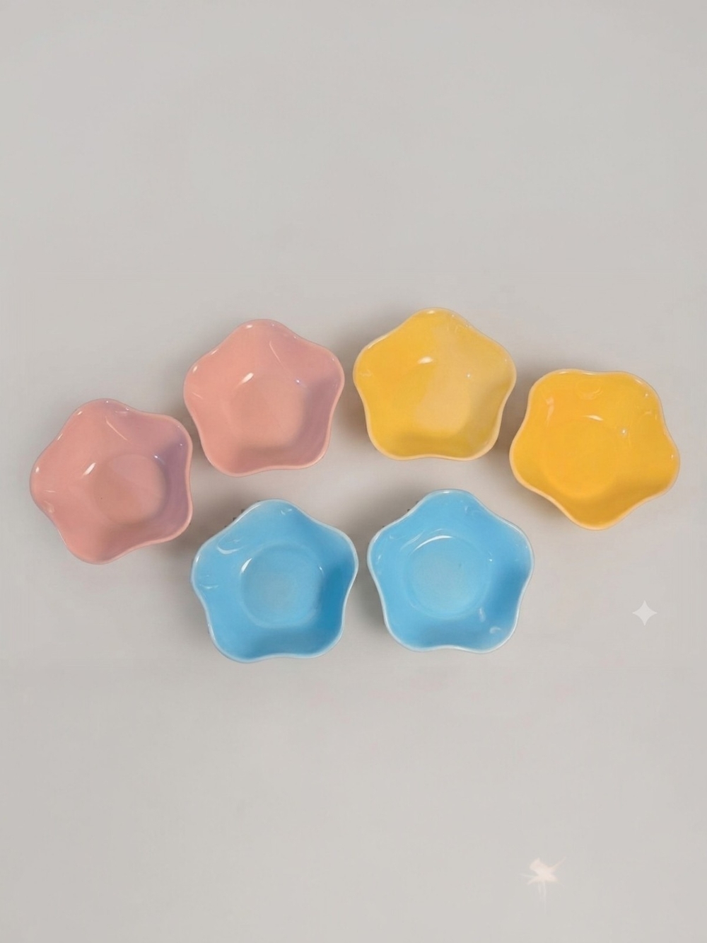 Set of 6 Vintage Trisa Flower-Shaped Ceramic Dishes in Pink, Yellow & Blue ♡*